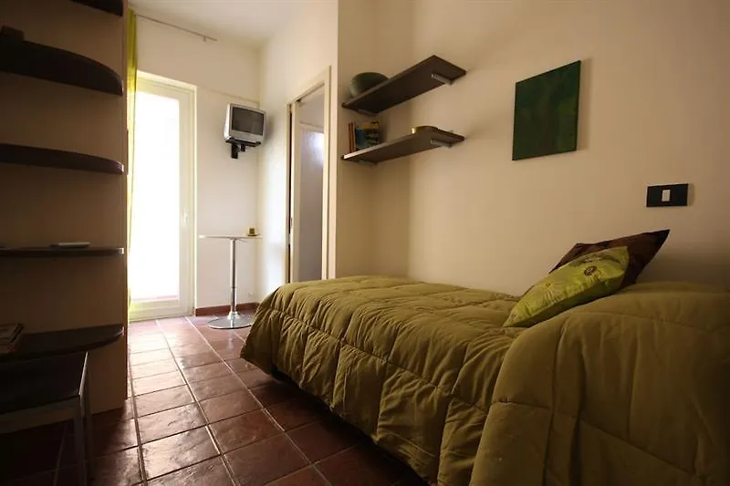 Bed and Breakfast Porta del Vento Giardini Naxos Italia