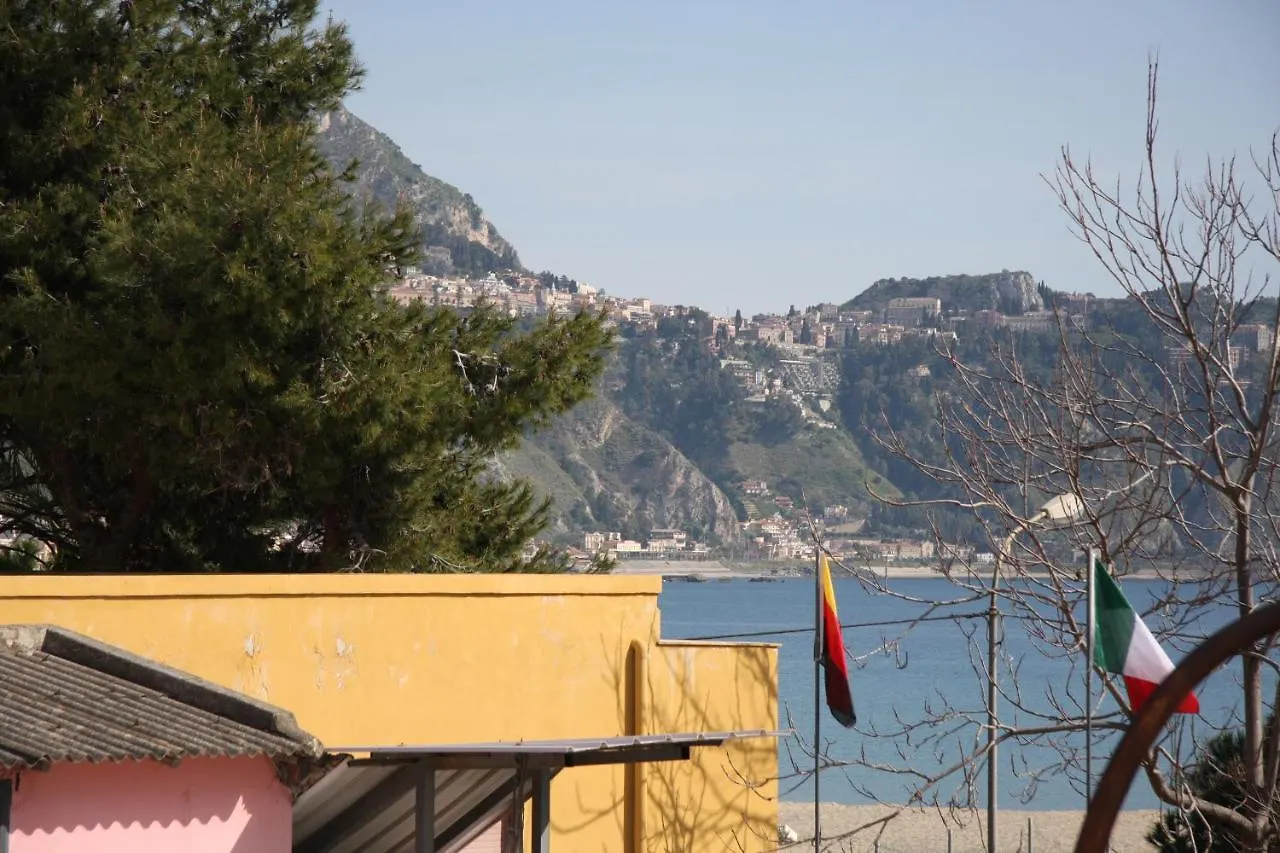 Porta Del Vento Bed & Breakfast Giardini Naxos