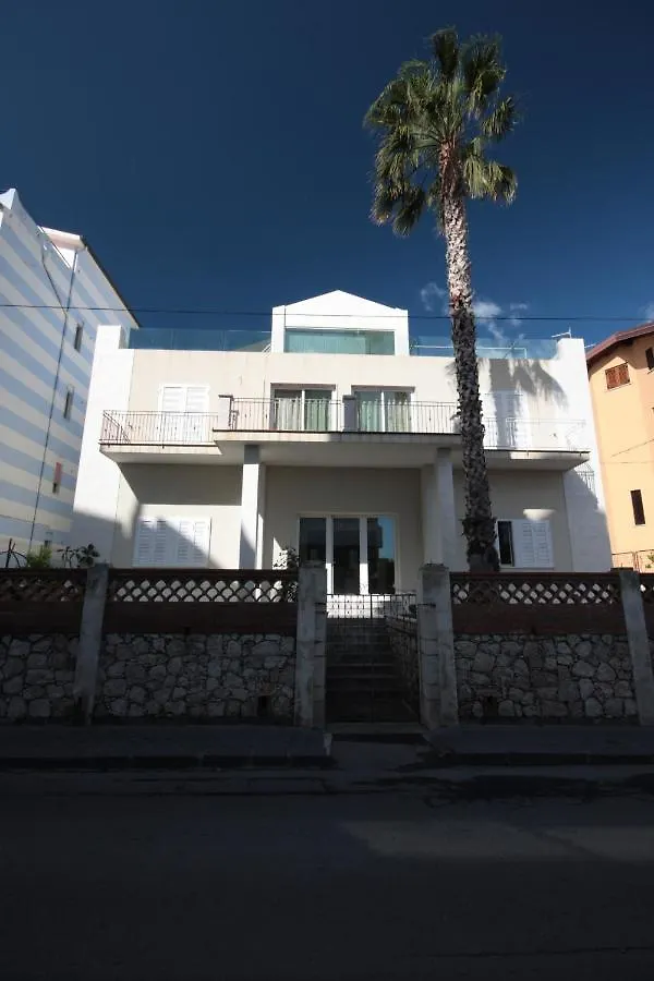 Porta Del Vento Bed & Breakfast Giardini Naxos